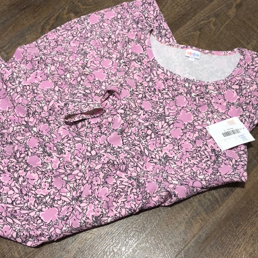 NWT LULAROE NICOLE DRESS, size SMALL.